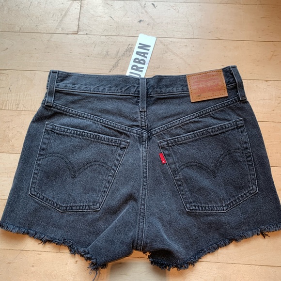 levi black jean shorts - Picture 3 of 3